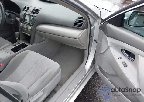 2011 Toyota Camry Le from USA, damaged, VIN 4T1BF3EK8BU685892